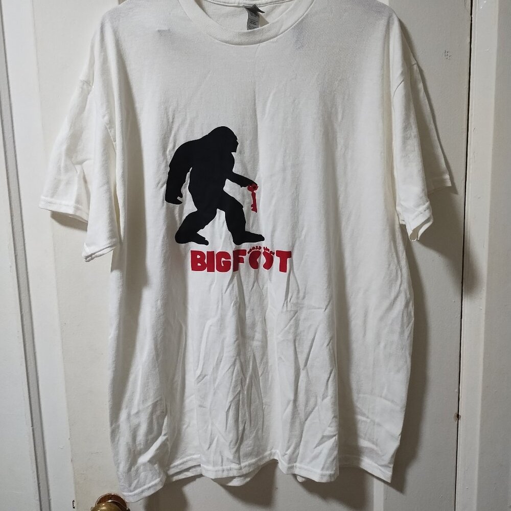 Big Foot short-sleeve white t-shirt